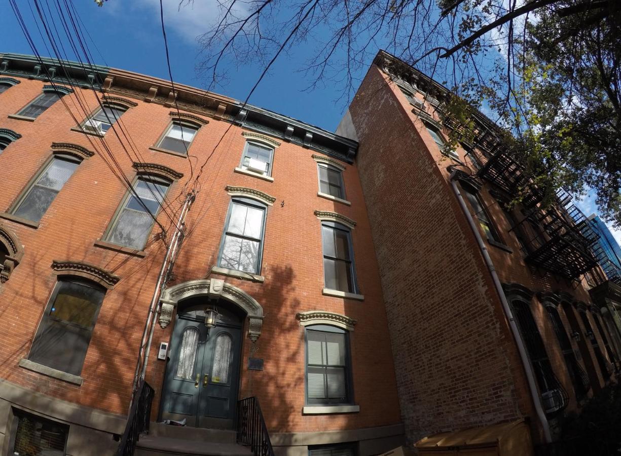 Historic 1869 Brownstone 15 Min To Nyc Downtown Apartment Джърси Сити Екстериор снимка