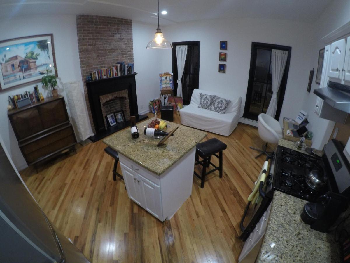 Historic 1869 Brownstone 15 Min To Nyc Downtown Apartment Джърси Сити Екстериор снимка