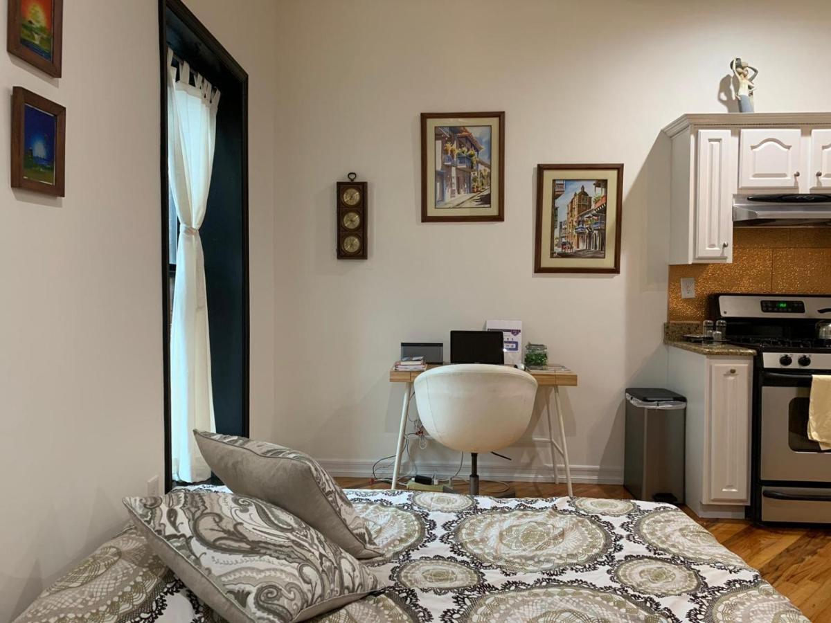 Historic 1869 Brownstone 15 Min To Nyc Downtown Apartment Джърси Сити Екстериор снимка